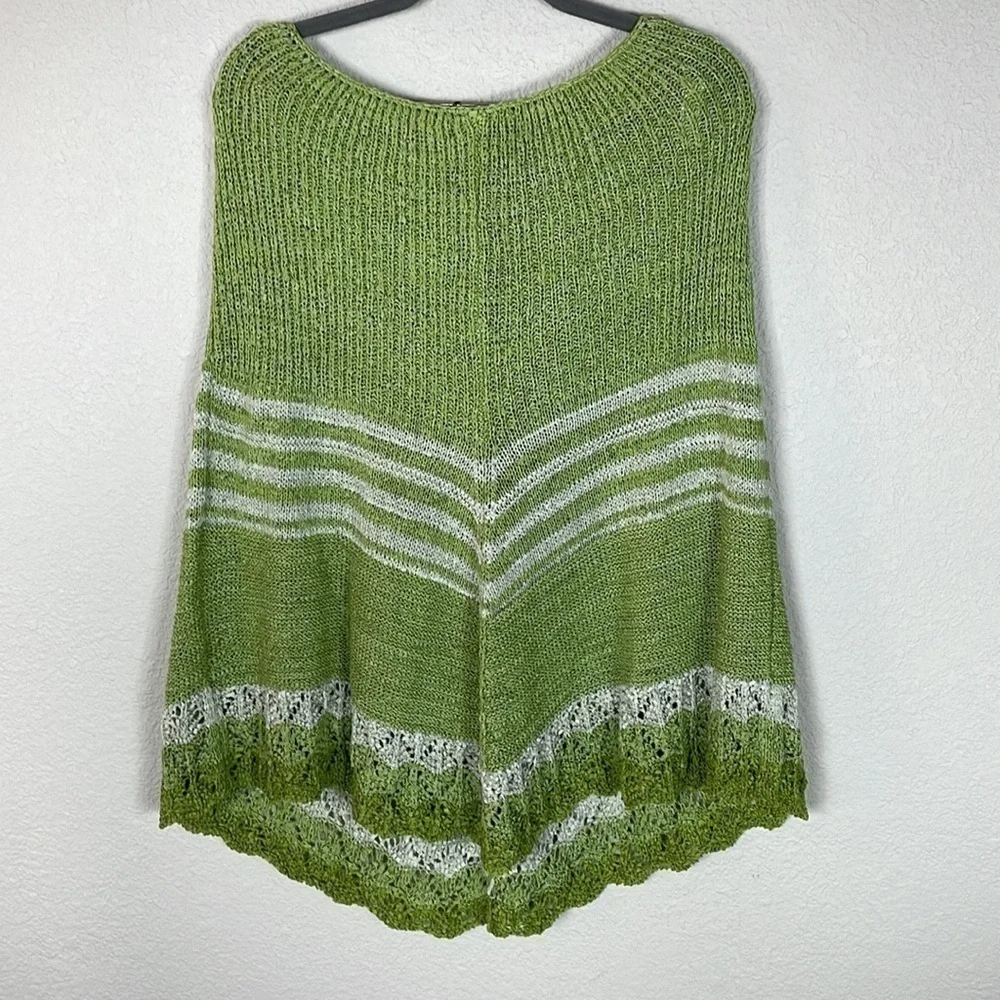 NWT Vertigo Olive Green Combo Knit Poncho Cape and Fuzzy Pom Poms Sz S